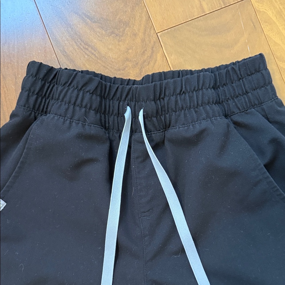Figs Black Jogger Pants - Picture 2 of 4